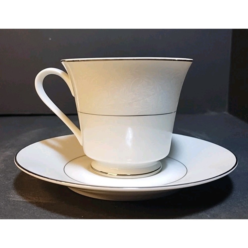 Montgomery Ward Fine Intl. China Co Shannon Cup & Saucer White & Gold Floral Rim